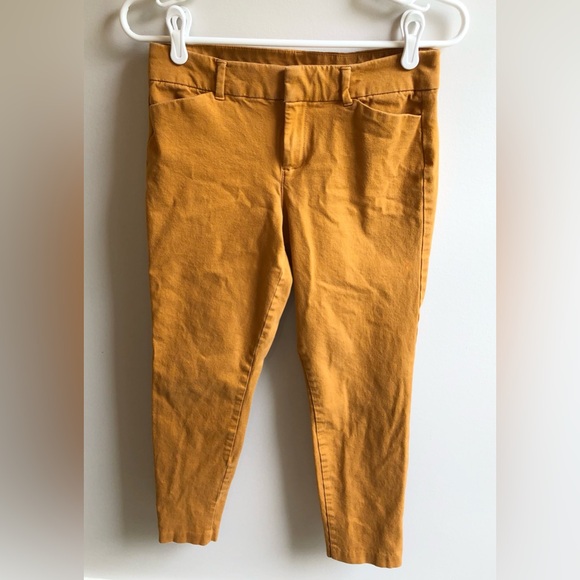 Old Navy Pixie Ankle Pants Women’s Size 4 Mustard Yellow Cropped - Picture 1 of 5